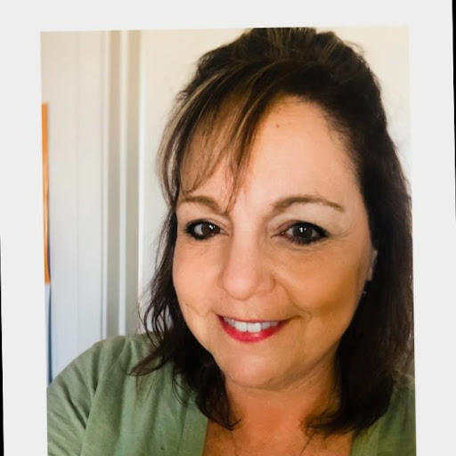 Amy Roukie | A happy Anintis client